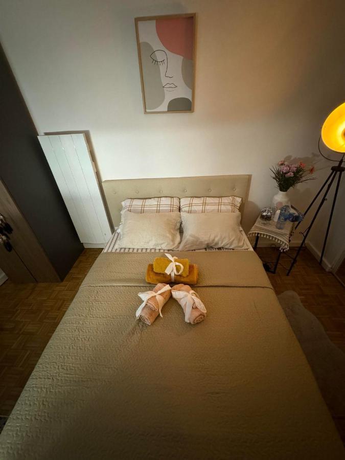 Near Castle Of Versailles Cozy Room With Breakfast And Parking 외부 사진